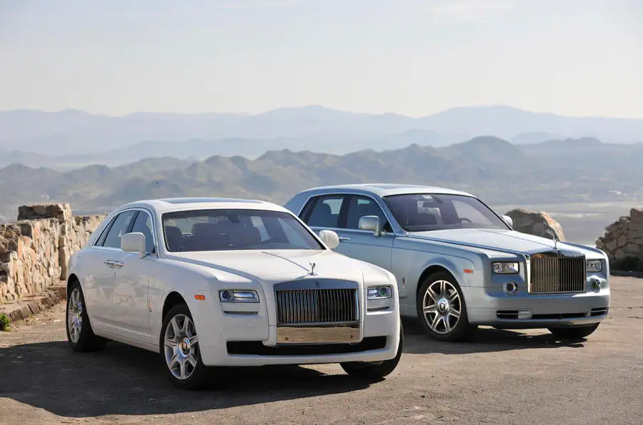 Rolls Royce Ghost Vs Phantom: Ultimate Luxury Showdown